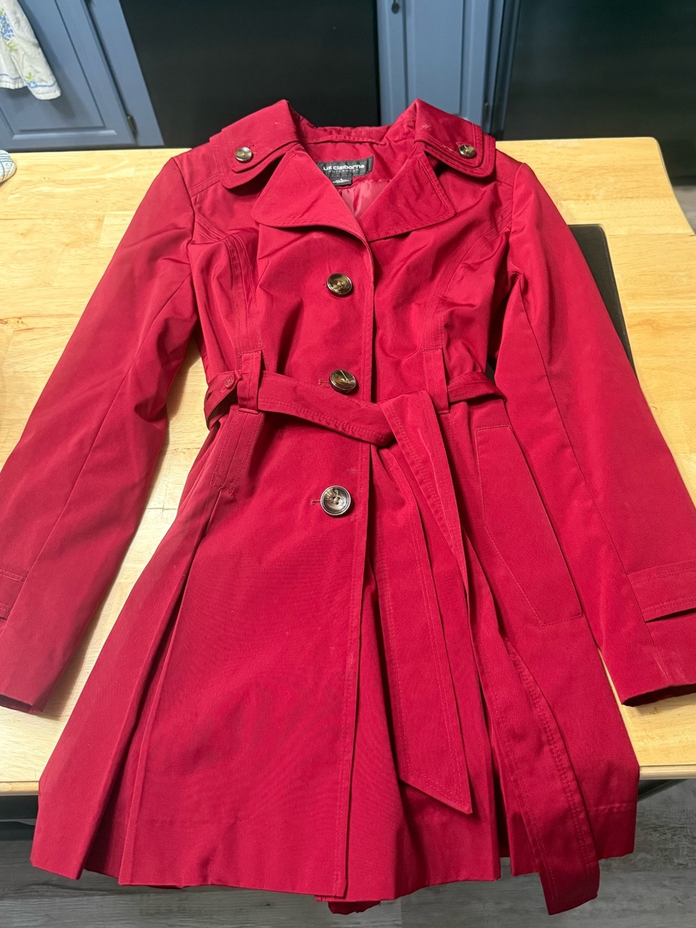 Liz Claiborne Women's Wine Belted Trench Coat size Small